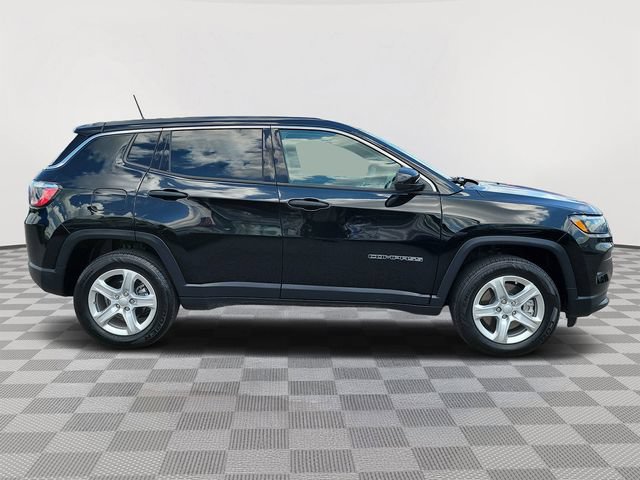 Used 2024 Jeep Compass Sport AWD/4WD image 6