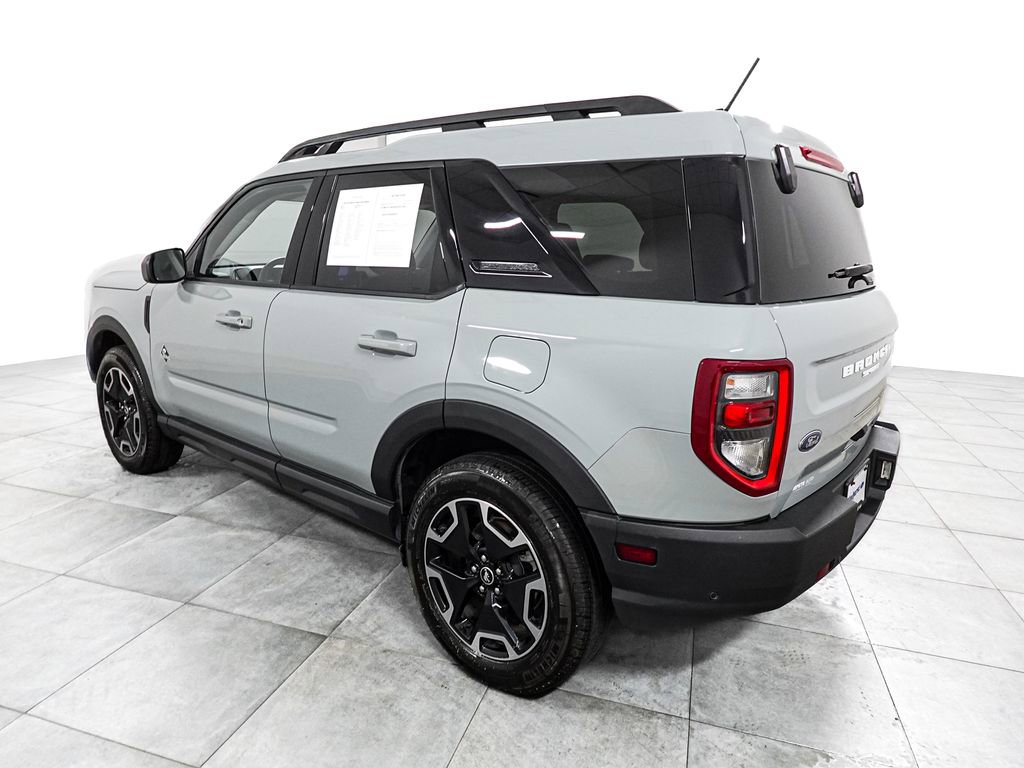 Certified 2023 Ford Bronco Sport Outer Banks w/ Tech Package AWD/4WD image 4