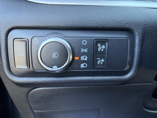 Certified 2021 Ford Explorer XLT w/ Equipment Group 202A image 12