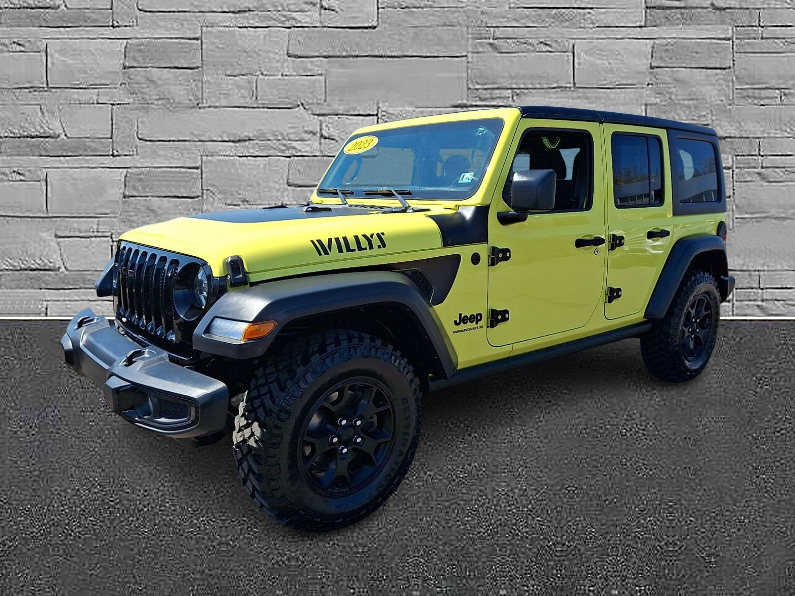 Used 2023 Jeep Wrangler Willys AWD/4WD image 4