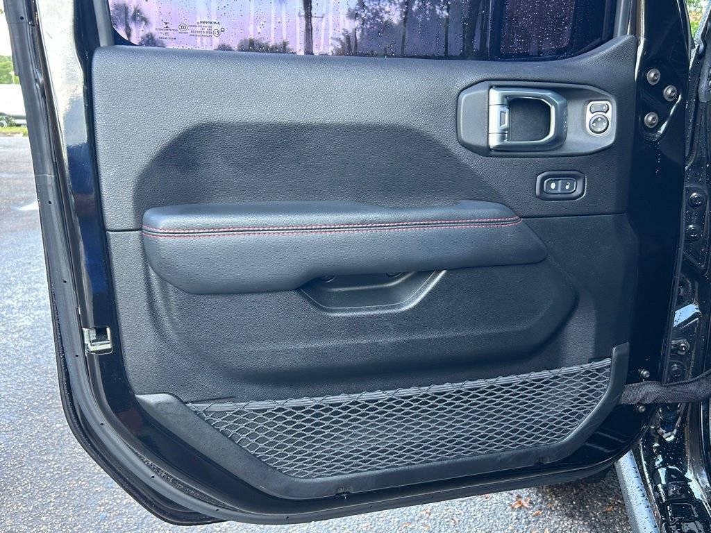 Used 2020 Jeep Wrangler Unlimited Rubicon AWD/4WD image 35