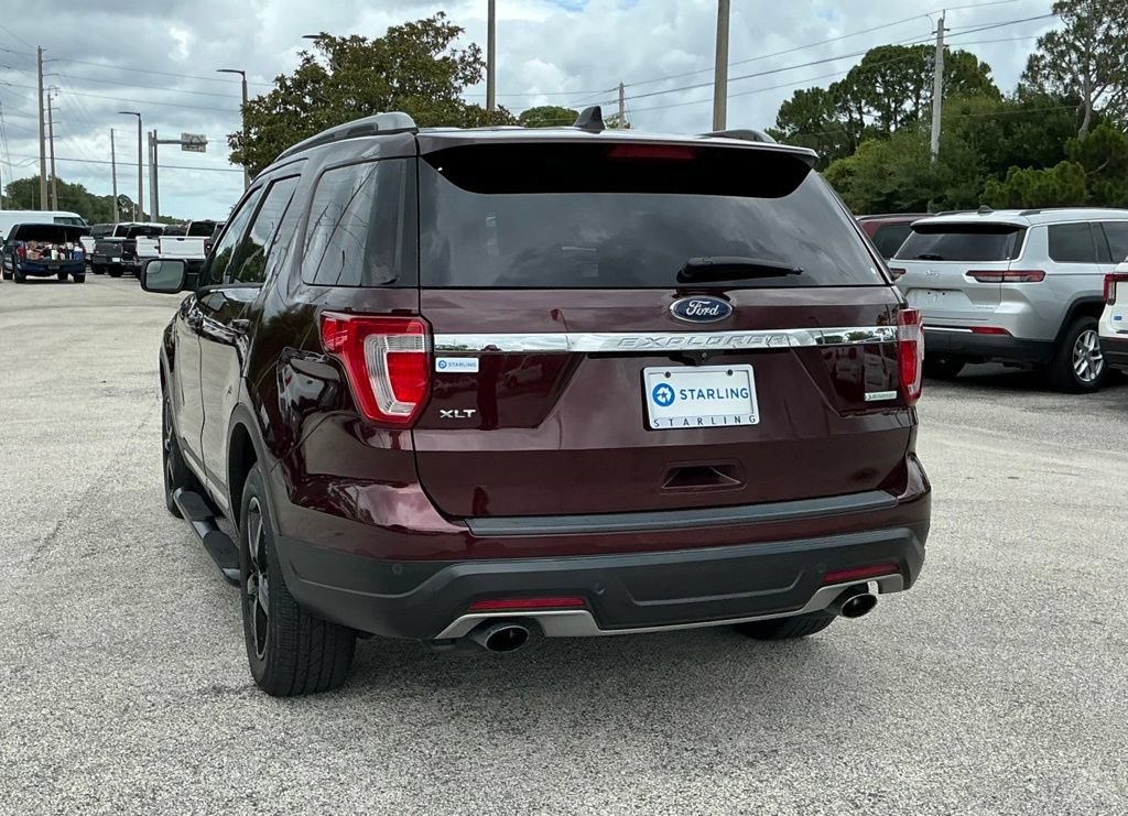 Certified 2018 Ford Explorer XLT FWD image 14
