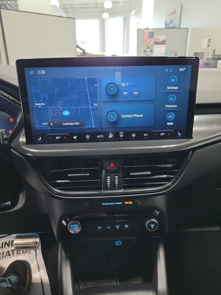 Certified 2023 Ford Escape ST-Line Elite AWD/4WD image 6