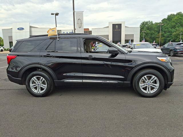 Certified 2024 Ford Explorer XLT w/ Equipment Group 202A AWD/4WD image 7