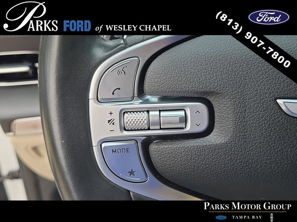 Used 2022 Genesis GV80 2.5T w/ Prestige Package 05 RWD image 29