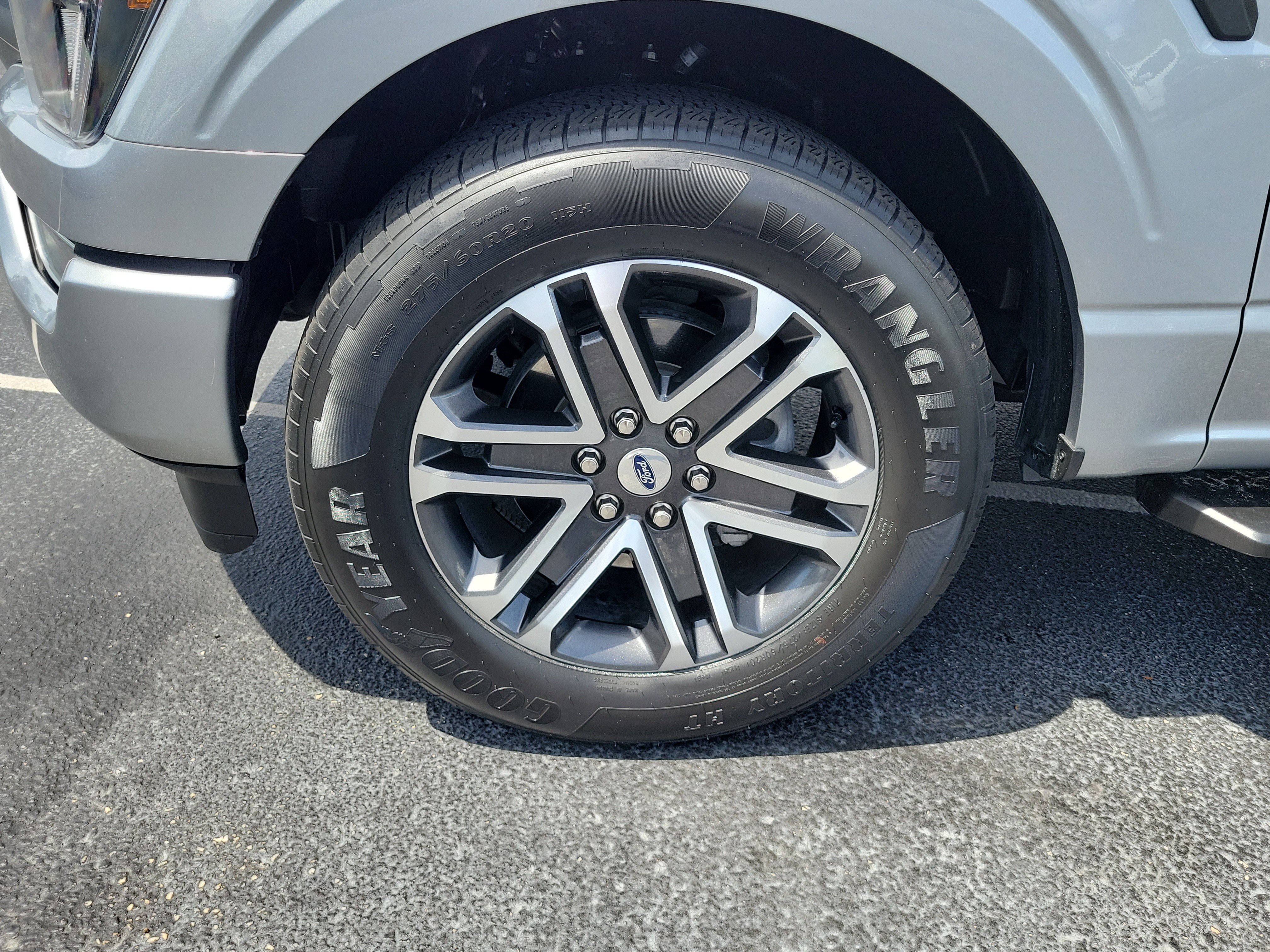 Certified 2023 Ford F150 XL w/ STX Appearance Package RWD image 5