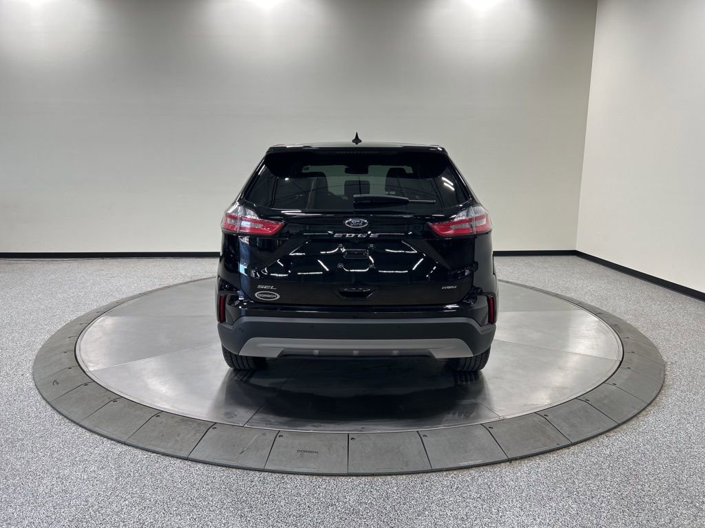 Certified 2024 Ford Edge SEL w/ Convenience Package AWD/4WD image 8