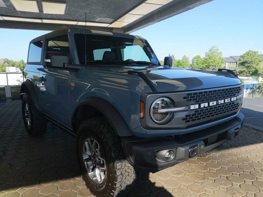 Certified 2025 Ford Bronco Badlands AWD/4WD image 4