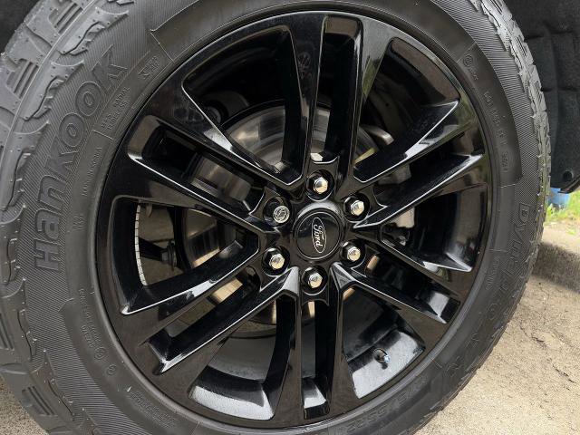 Certified 2022 Ford Expedition Max XLT image 11