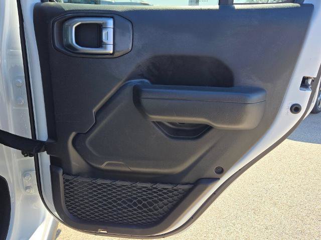Used 2024 Jeep Wrangler Unlimited Rubicon AWD/4WD image 12