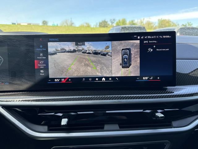 Used 2024 BMW X7 M60i w/ Executive Package image 26