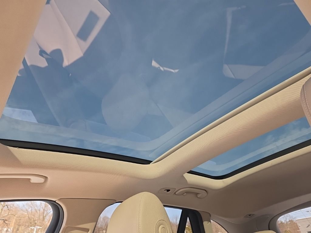 Used 2019 Mercedes-Benz GLC 300 4MATIC image 23