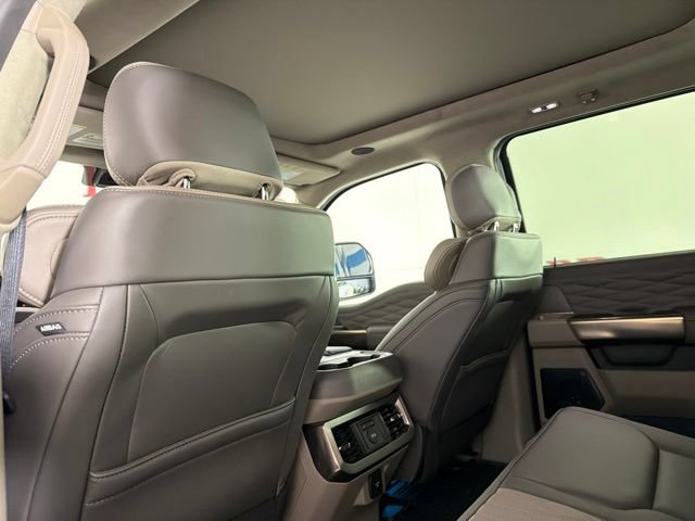 Certified 2026 Ford F450 Platinum w/ Platinum Plus Package AWD/4WD image 14