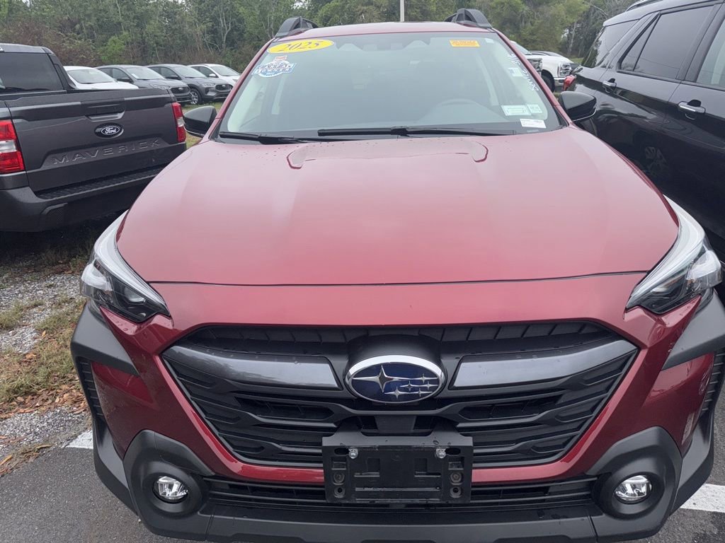 Used 2025 Subaru Outback Premium image 4