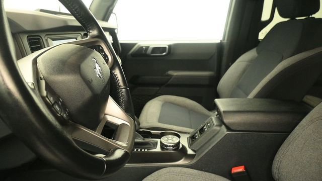 Certified 2023 Ford Bronco Big Bend w/ Sasquatch Package AWD/4WD image 19
