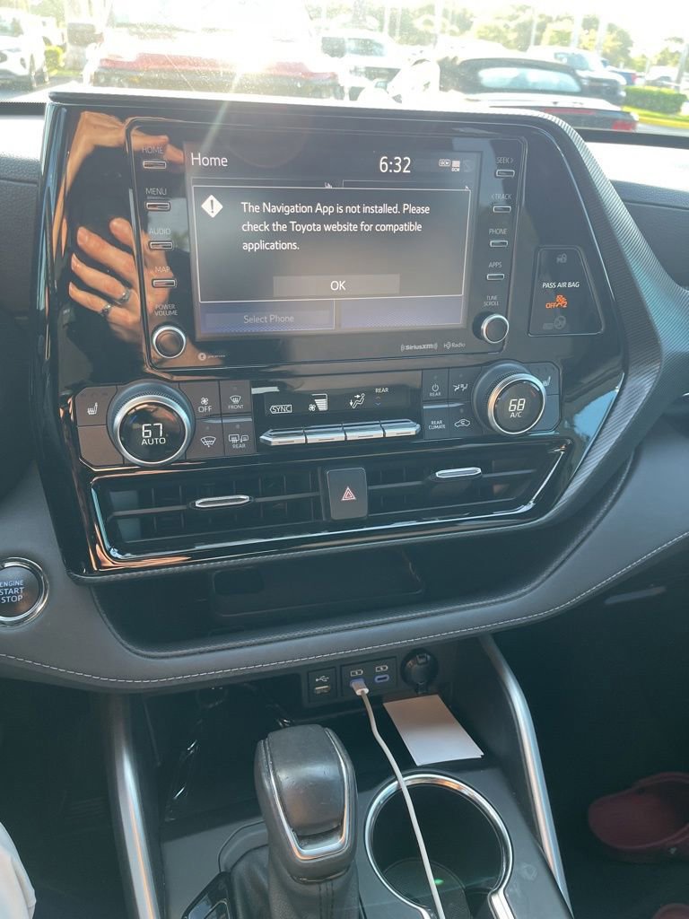 Used 2022 Toyota Highlander XSE image 53