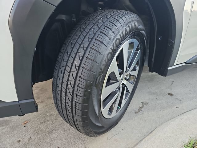 Used 2025 Subaru Outback Premium AWD/4WD image 31