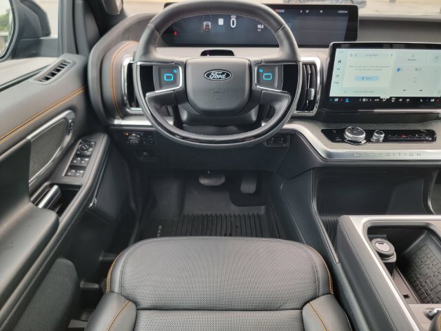 Certified 2025 Ford Expedition Tremor AWD/4WD image 32