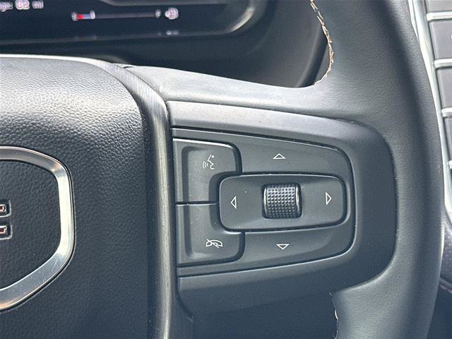 Used 2024 GMC Yukon AT4 AWD/4WD image 20
