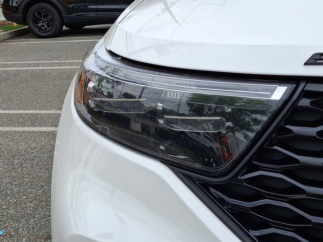 Certified 2023 Ford Explorer ST w/ Equipment Group 401A AWD/4WD image 18