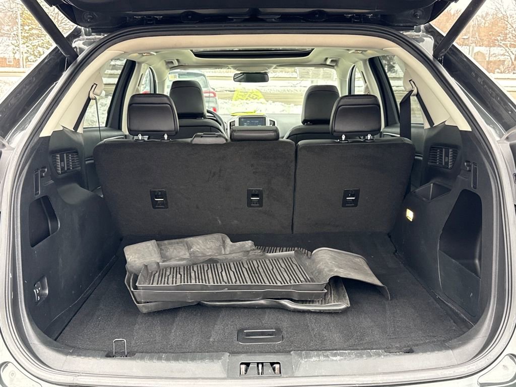 Certified 2024 Ford Edge SEL w/ Convenience Package image 8