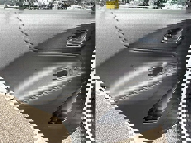 Used 2020 Chevrolet Equinox Premier image 19