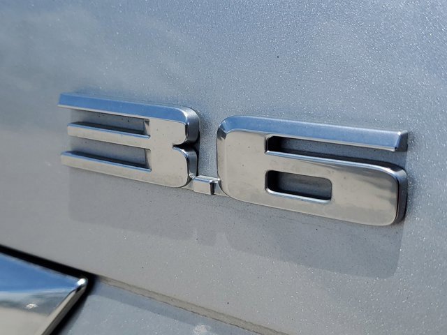 Used 2018 Cadillac XT5 Premium Luxury image 9