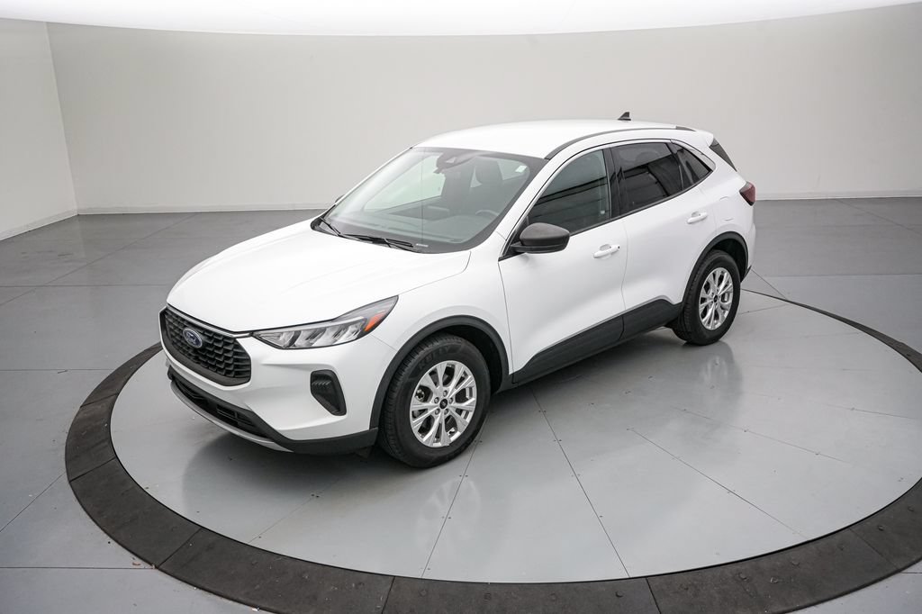 Certified 2023 Ford Escape Active AWD/4WD image 8