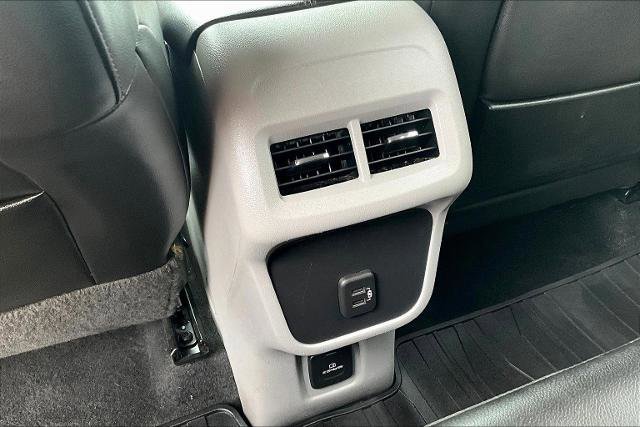 Used 2022 GMC Terrain SLT w/ Infotainment Package II image 36