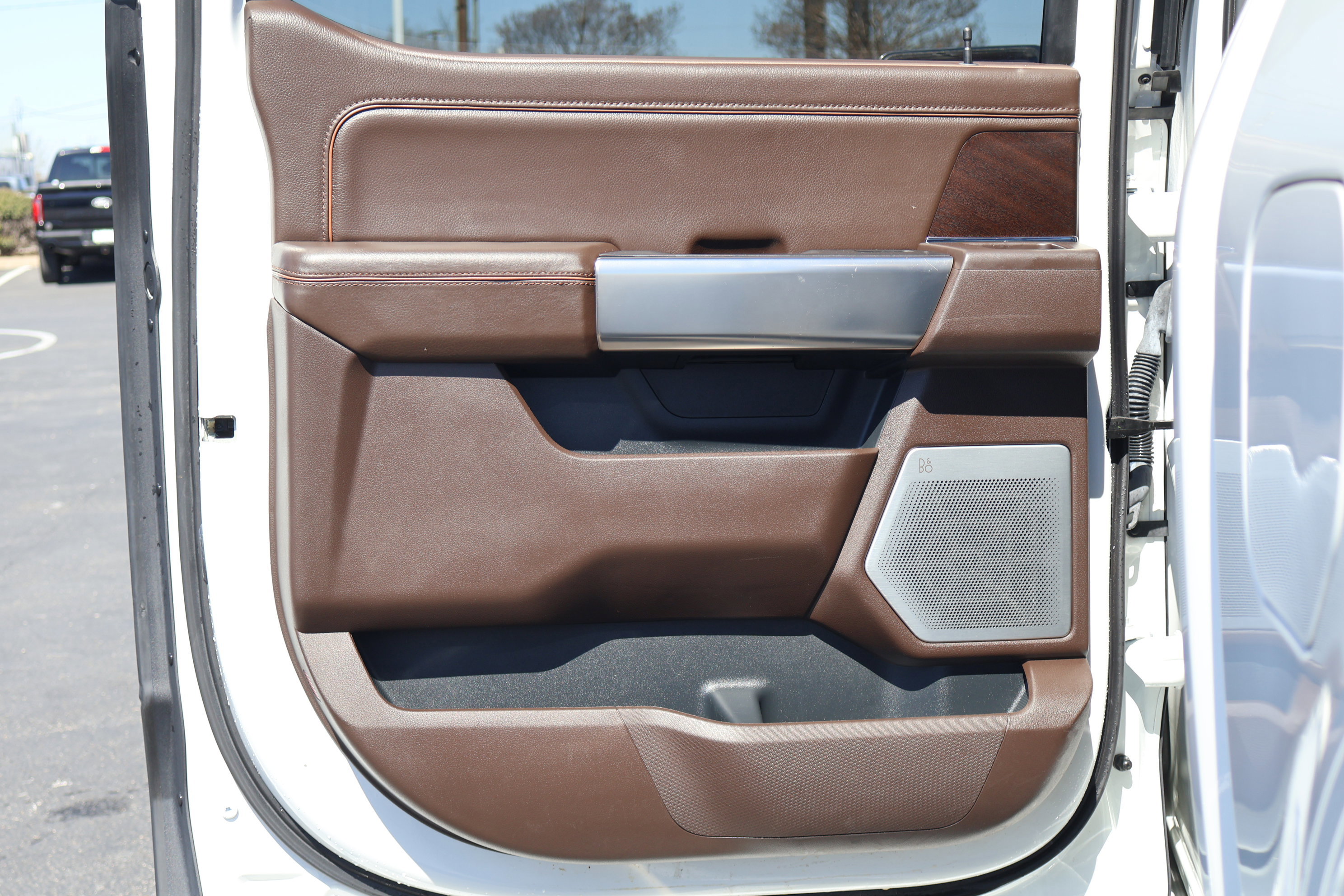 Certified 2022 Ford F150 King Ranch w/ Equipment Group 601A High image 27