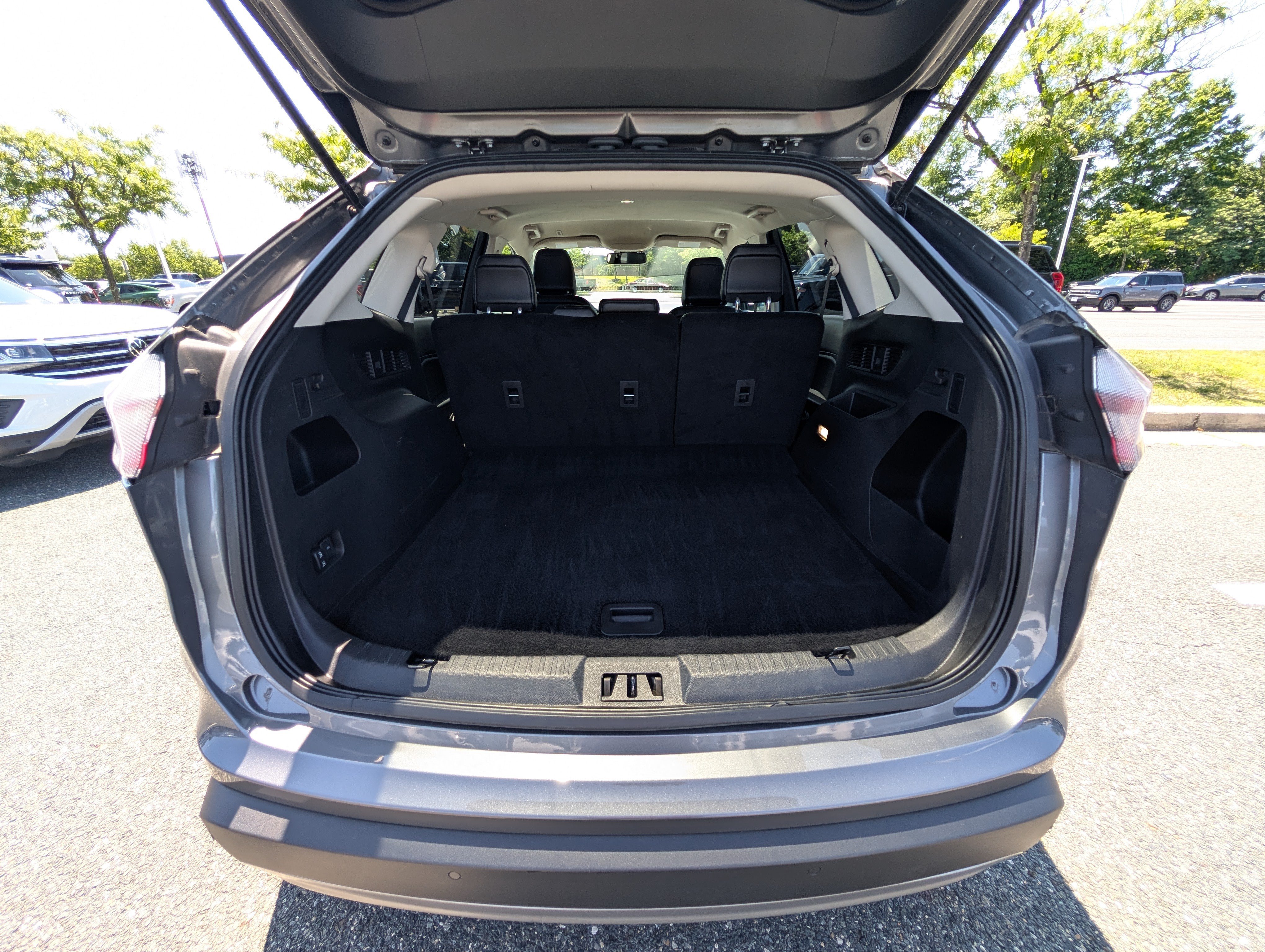 Certified 2024 Ford Edge SEL AWD/4WD image 12