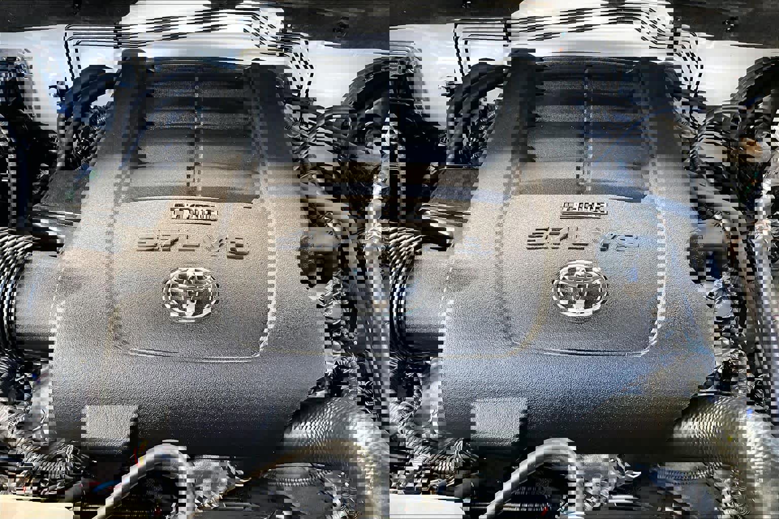 Used 2018 Toyota Tundra SR5 w/ SR5 Upgrade Package image 32