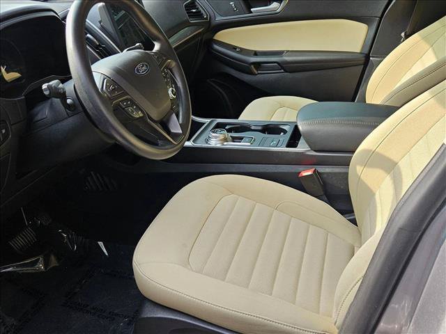 Certified 2024 Ford Edge SE w/ Black Appearance Package AWD/4WD image 15