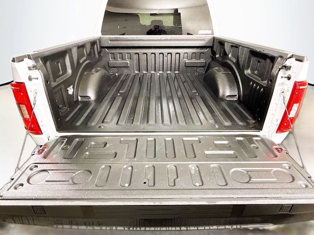 Certified 2022 Ford F150 XLT w/ Equipment Group 302A High image 25