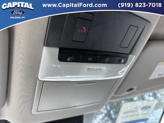 Used 2025 Nissan Rogue SV FWD image 32