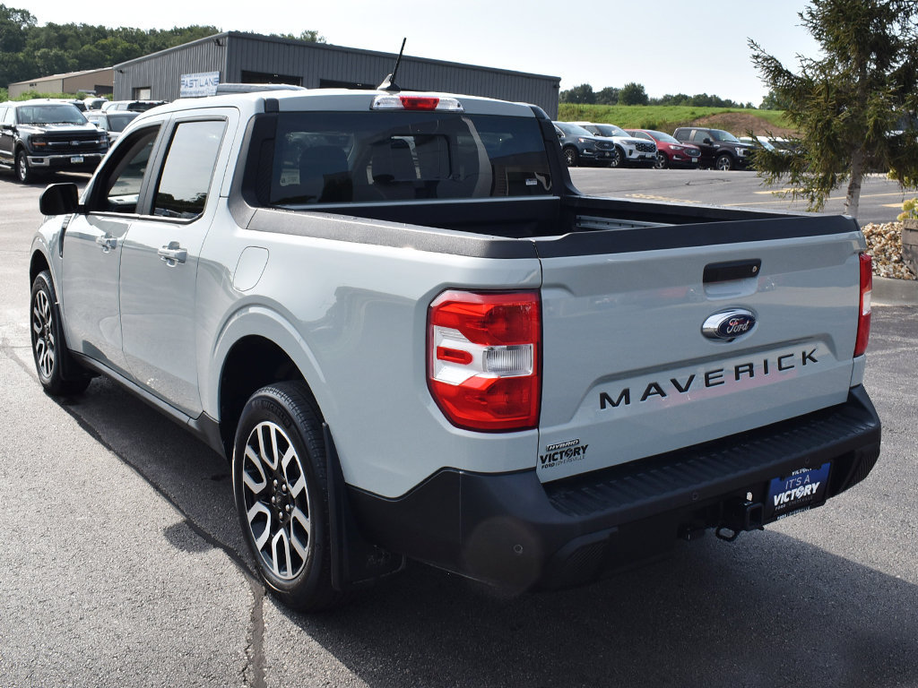 Certified 2024 Ford Maverick Lariat FWD image 3
