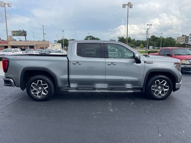 Used 2024 GMC Sierra 1500 SLT w/ SLT Premium Plus Package AWD/4WD image 8