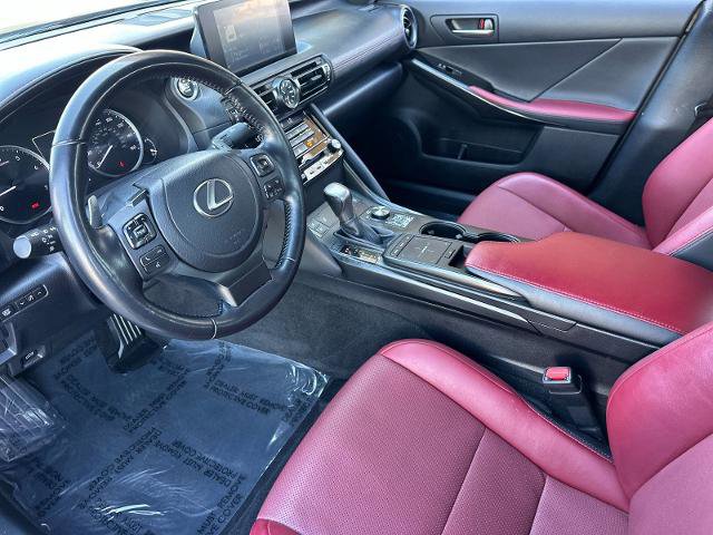 Used 2023 Lexus IS 300 w/ Comfort Package RWD image 9