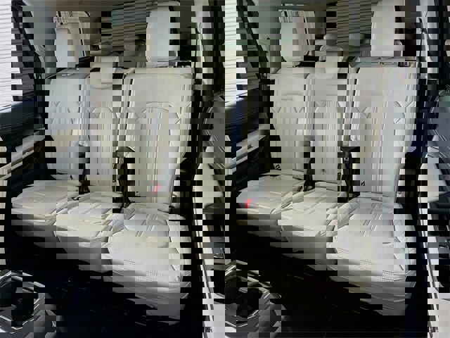 Certified 2021 Ford Expedition Platinum image 11