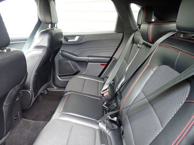 Certified 2023 Ford Escape ST-Line Elite AWD/4WD image 19