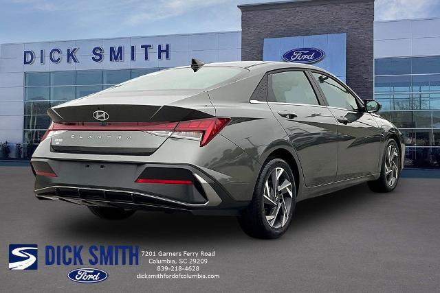 Used 2025 Hyundai Elantra SEL FWD image 6