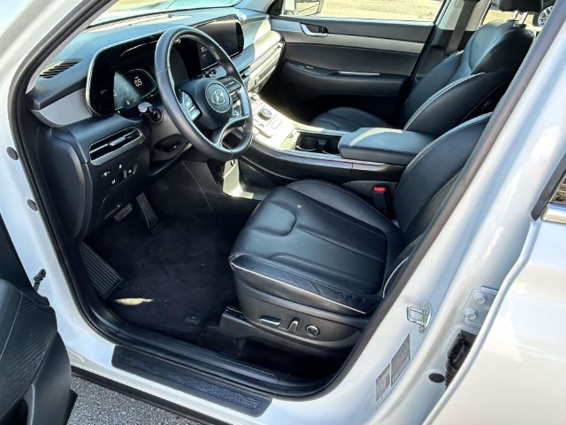 Used 2025 Hyundai Palisade SEL FWD image 16