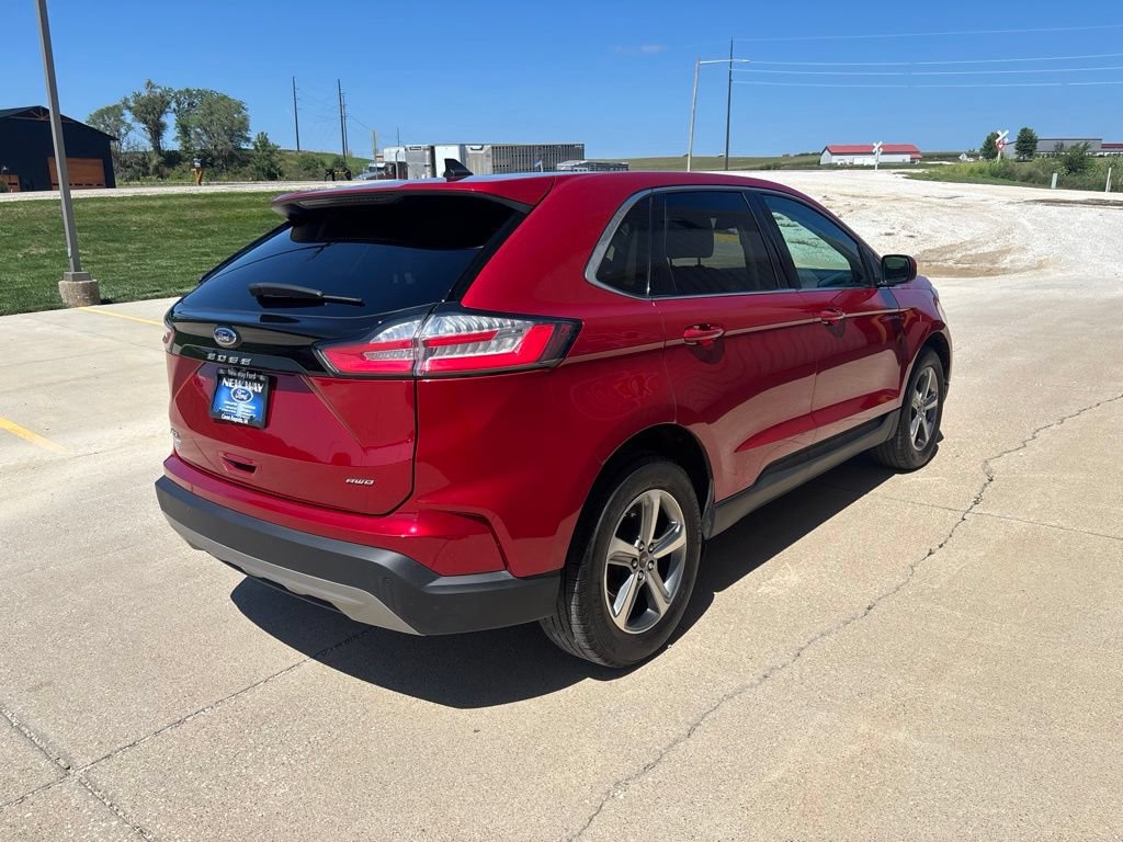 Certified 2023 Ford Edge SEL w/ Convenience Package AWD/4WD image 4