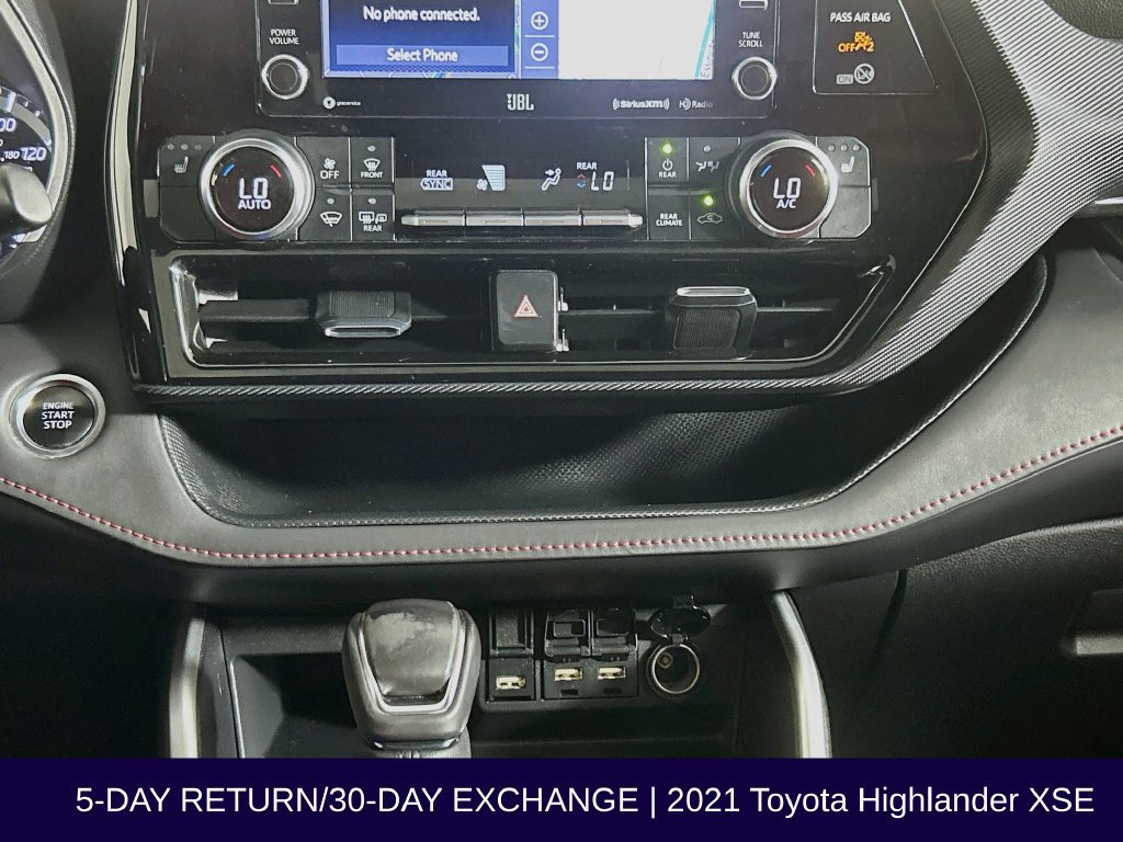 Used 2021 Toyota Highlander XSE AWD/4WD image 22