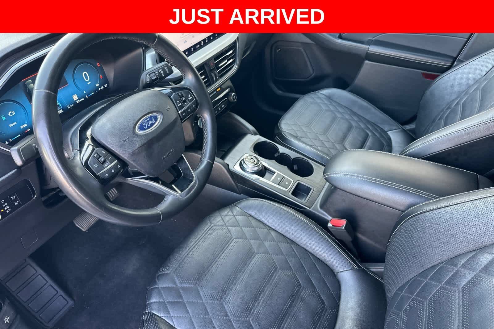Certified 2023 Ford Escape SE w/ PHEV Premium Package FWD image 12