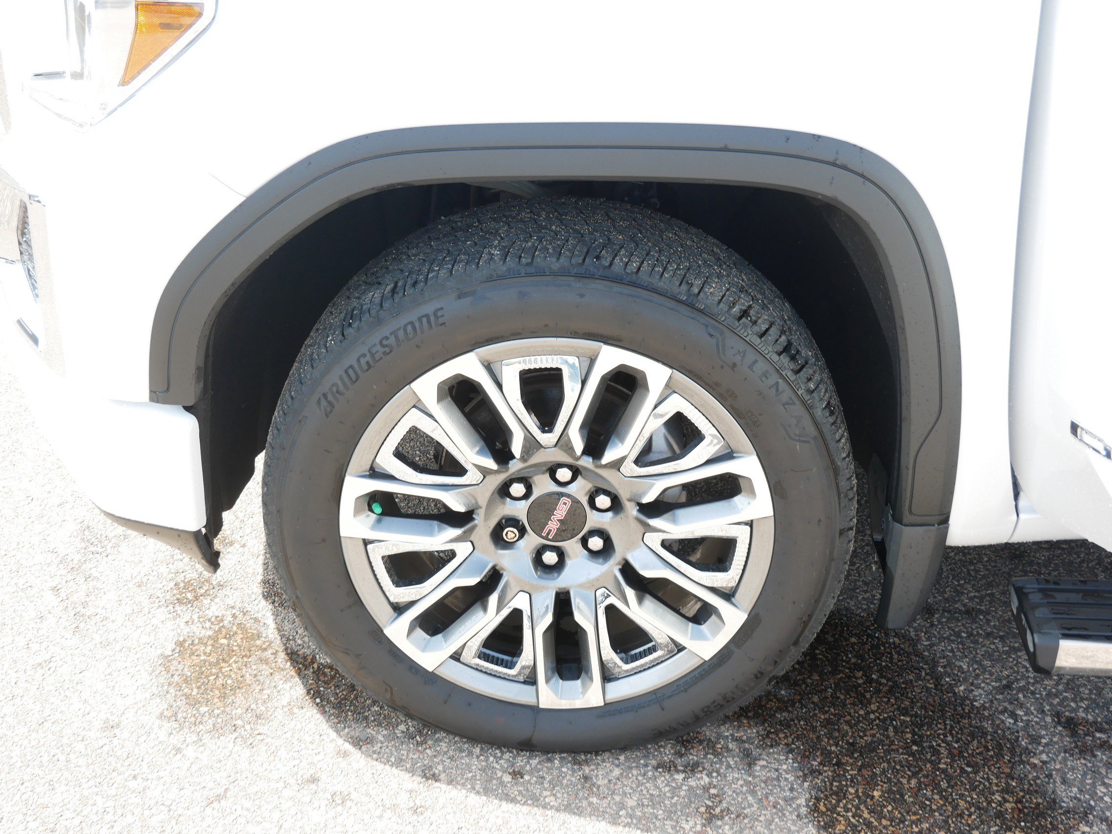 Used 2019 GMC Sierra 1500 Denali w/ Denali Ultimate Package AWD/4WD image 15