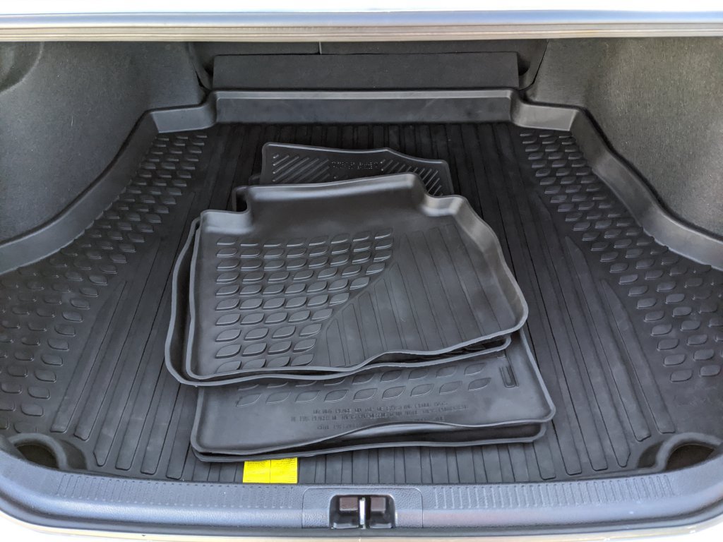 Used 2021 Toyota Camry SE w/ Blackout Package (TMS) FWD image 18