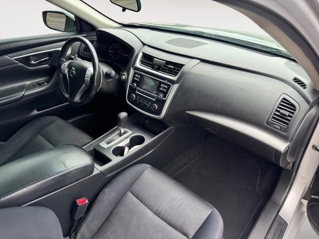Used 2017 Nissan Altima 2.5 SR FWD image 15