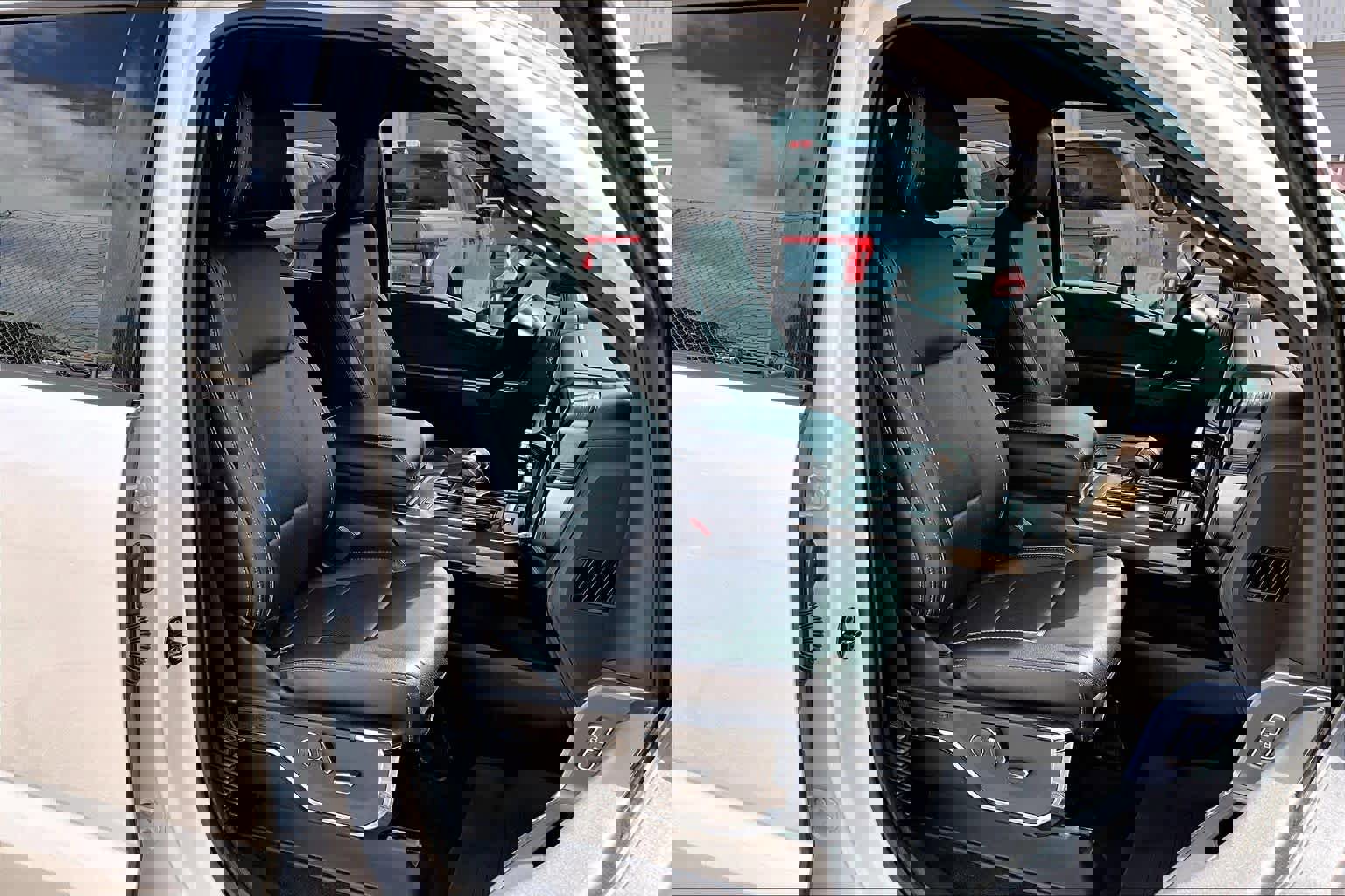 Certified 2022 Ford F150 Lariat w/ Equipment Group 502A High image 12