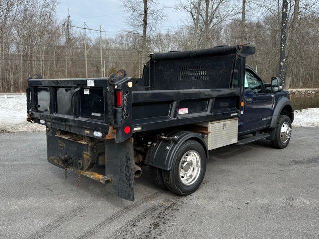 Certified 2017 Ford F550 XL image 4